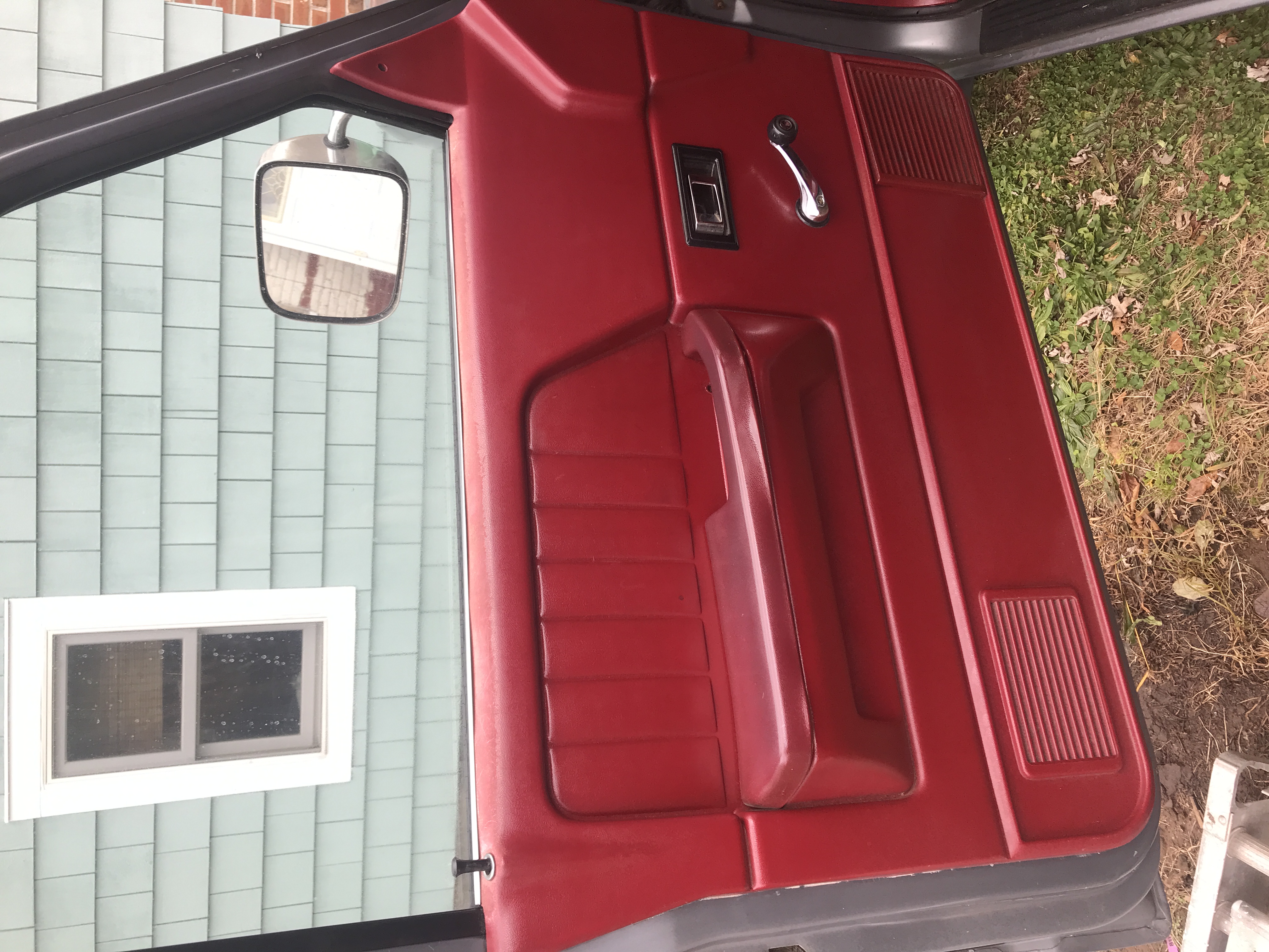 1991 Dodge Dakota Pickup ONE OWNER 117K 8 foot bed and roomy bench seating NICE — photo 13